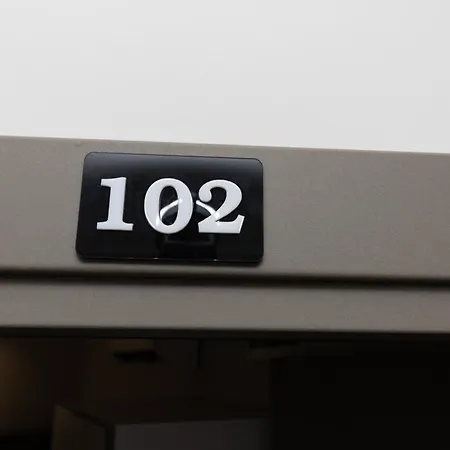 Отель Wond House *