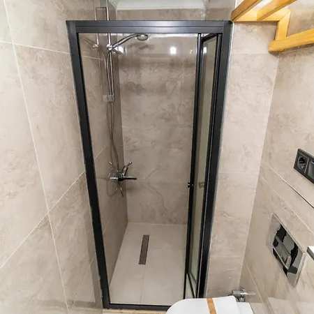 Wond House Отель *